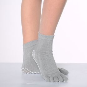 1pair Rainbow Color Non-slip Towel Bottom Yoga Socks, Cozy 5 Toes Split Knitted Calf Crew Socks, Women's Yoga Socks (Color: Grey, size: One-size)